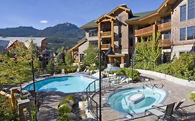 First Tracks Lodge, By Lodging Ovations